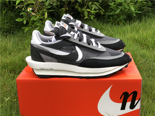 Pure original version_ SACAI x Nike LDV Waffle original_ black charcoal color matching_ number BV0073-001. Full code shipment 36--46-484b0b98